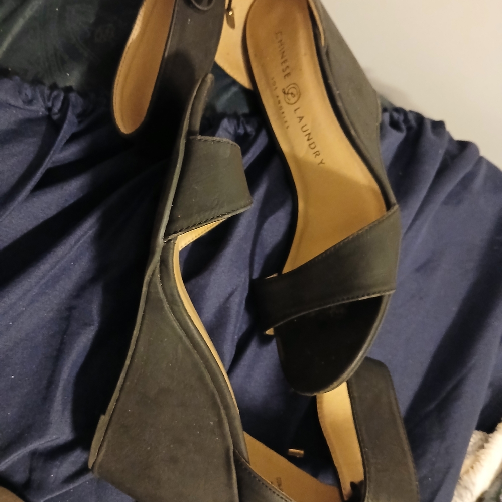 Chinese Laundry Elegant Black Wedges